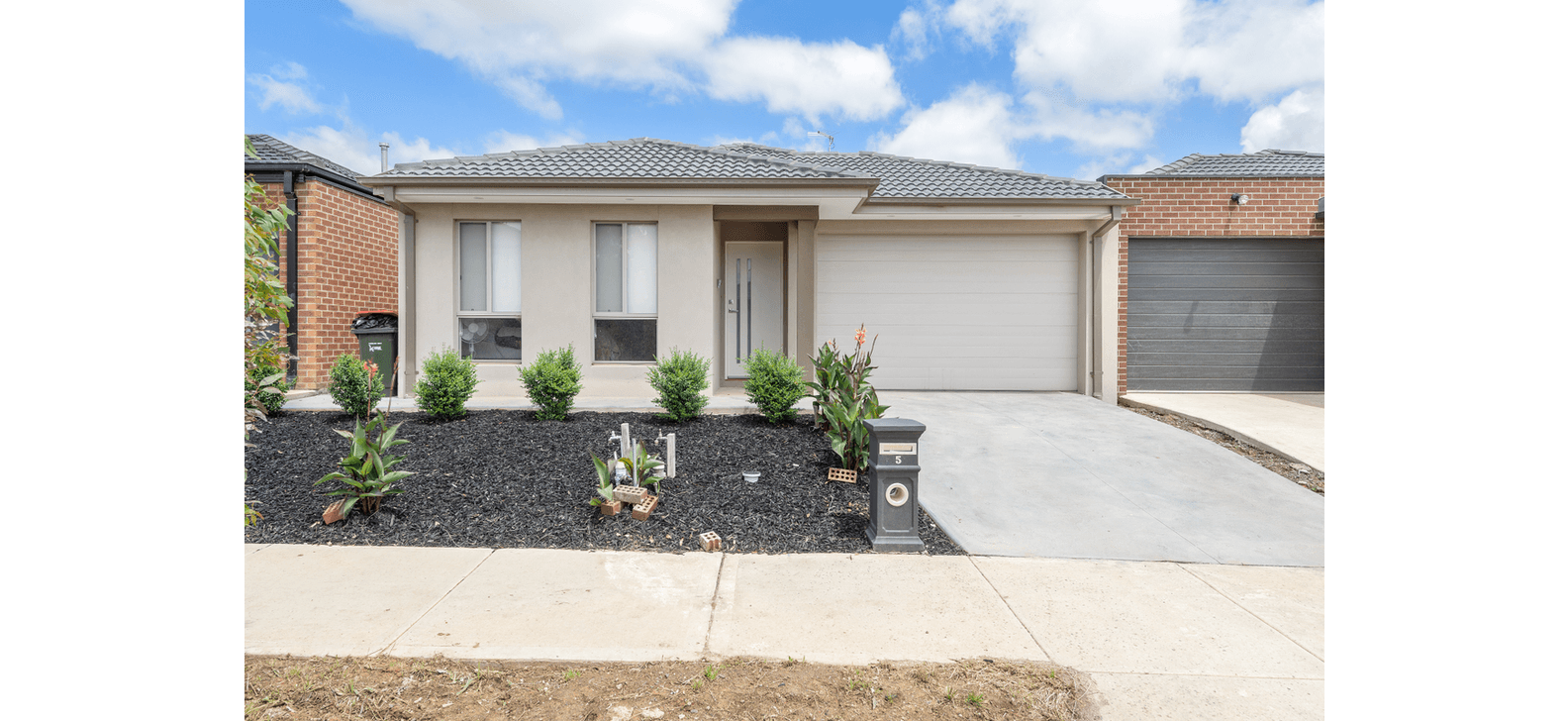 5 Selkirk Way, Mickleham, Vic 3064