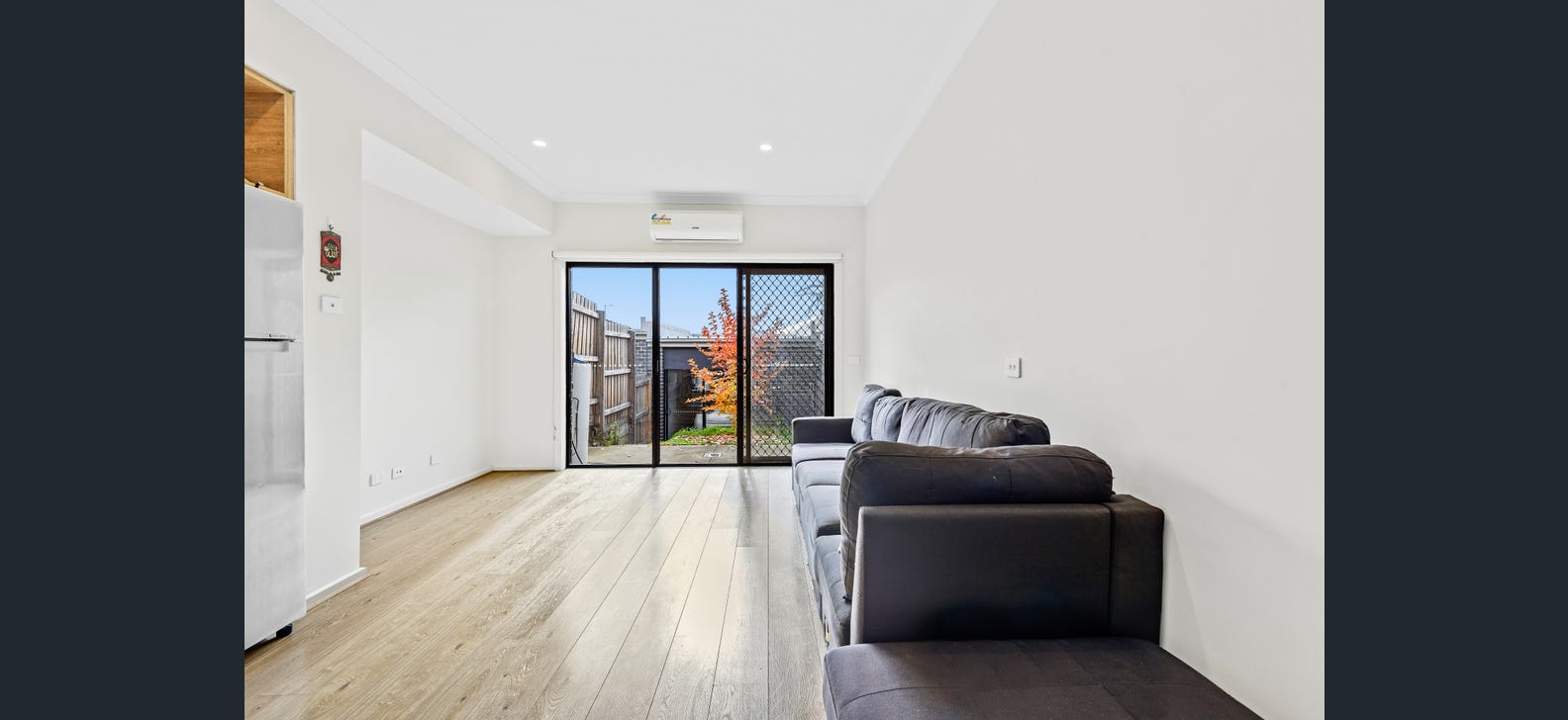 5 Clarence Walk, Mickleham, Vic 3064 - Image 2