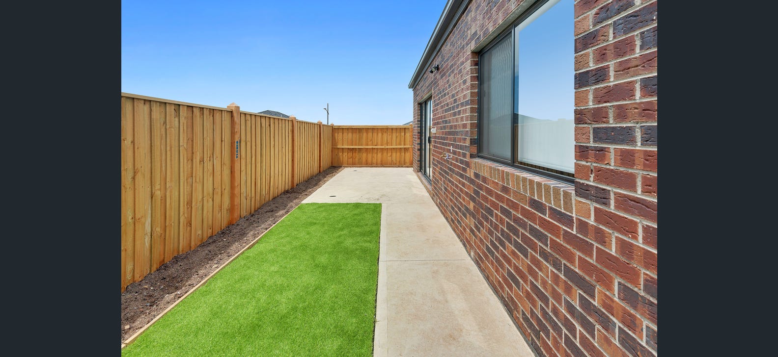 31 Goldington Street, Mickleham, Vic 3064 - Image 12