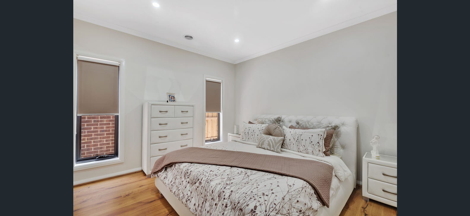 31 Goldington Street, Mickleham, Vic 3064 - Image 4